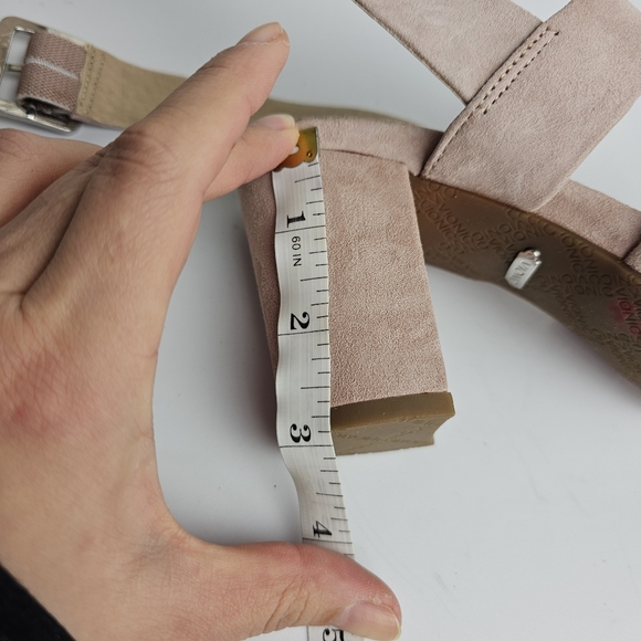 Vionic Blaire Pink Suede Ankle Wrap Strap Heel Sandals size 6 - Picture 15 of 15
